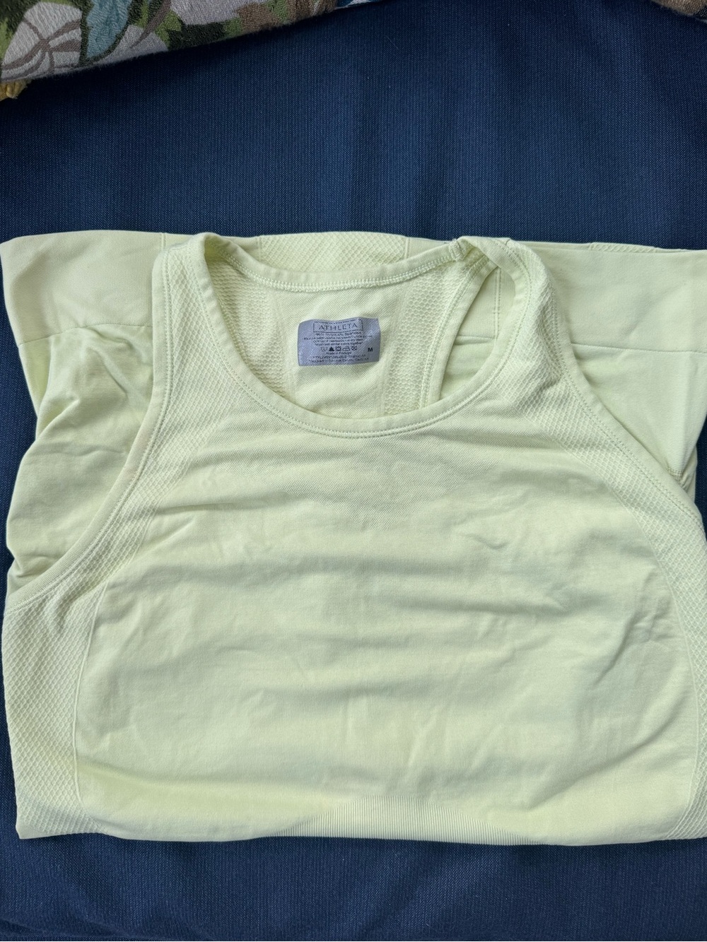 Athleta Women's Light Lime Green Tank Size Medium